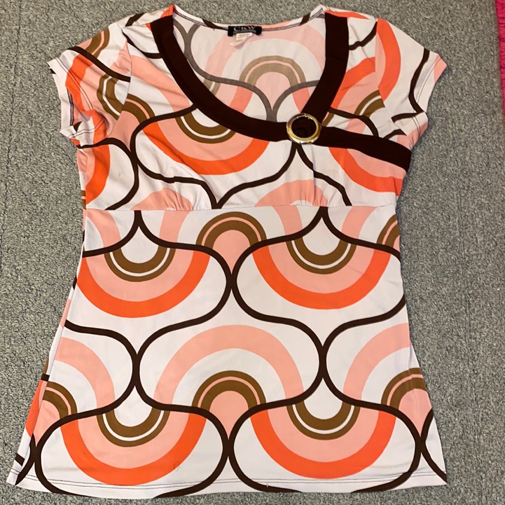 Crew Knit Wear CKW Orange and White Short Sleeve O Ring Abstract Geometrical Top